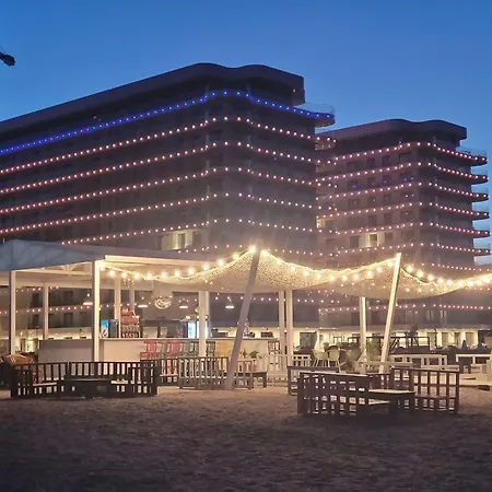 Lakeside Building Stefan * مامايا
