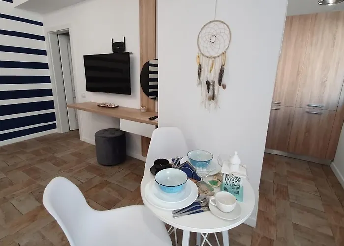 Lakeside Building Stefan Apartment *